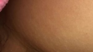 Bí mật chịch cô hàng xóm